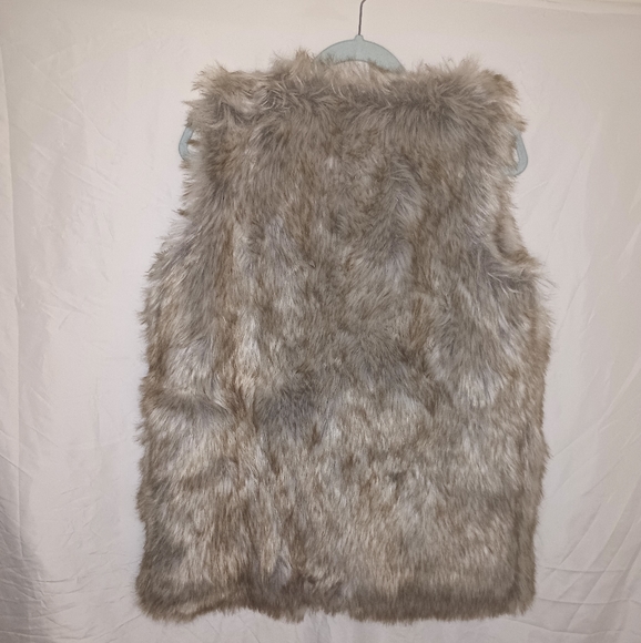 Rachel Zoe Faux Fur Vest size M - Picture 13 of 16